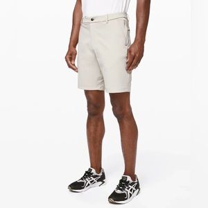 Lululemon Commission Shorts Light